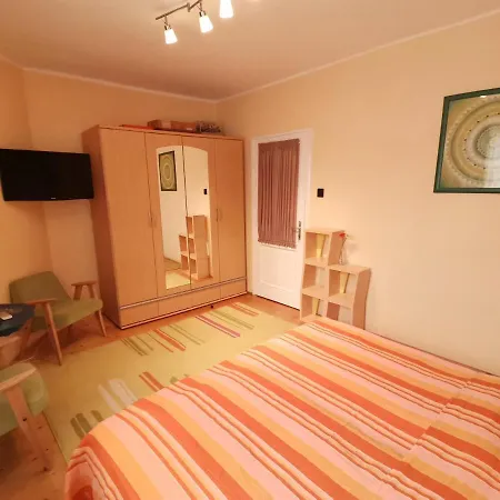 Marika Apartment *